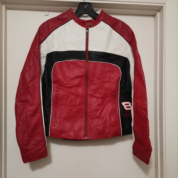 Wilsons Leather Other - NWOT Wilsons leather Chase authentics Dale jn Leather Jacket .